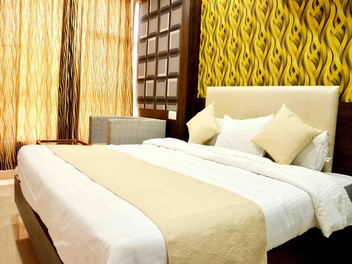Oyo 2403 Hotel Aamantran Avenue Udždžain Exteriér fotografie