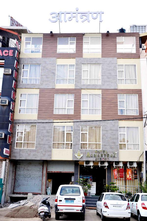 Oyo 2403 Hotel Aamantran Avenue Udždžain Exteriér fotografie